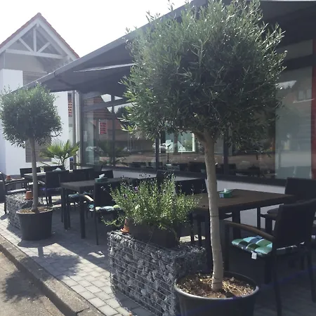 Sevendays And Boardinghouse מלון